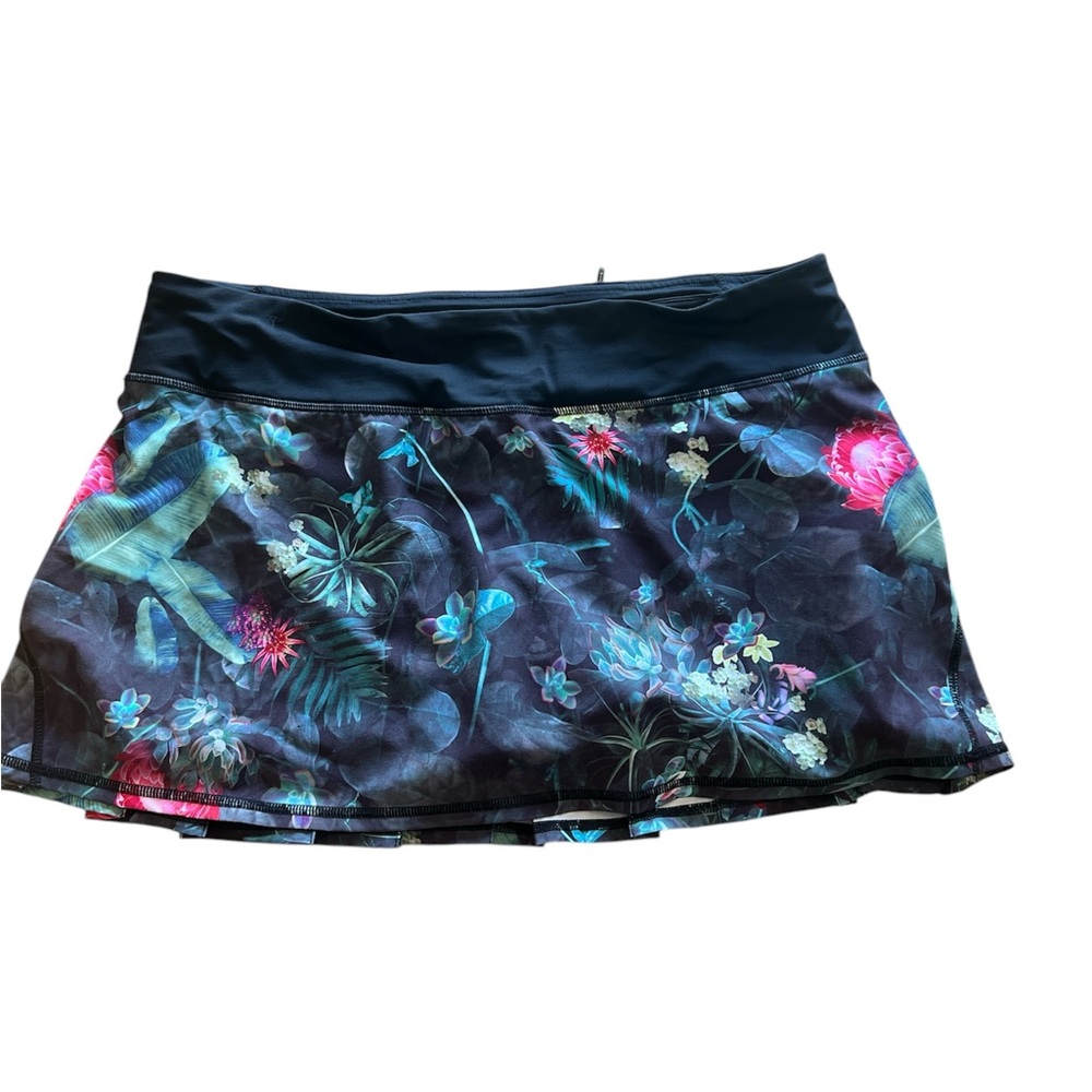 Lululemon‎ size 10 women’s Floral Athletic skort